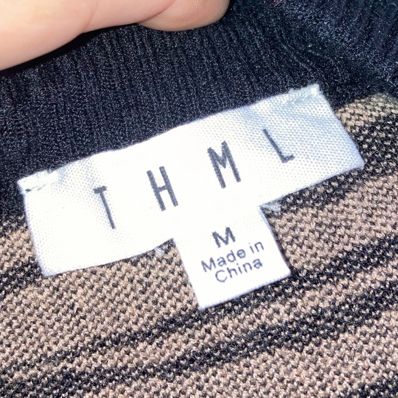 Knit Zebra Print Black Tan Mockneck Sweater by THML sz Medium - Picture 6 of 6